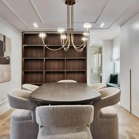 Centro 3 Bdr Apartment