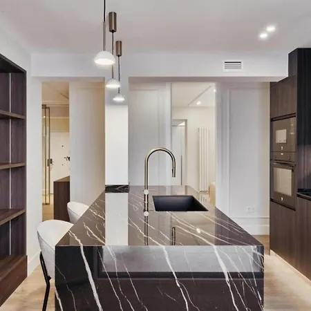 Centro 3 Bdr Apartment *