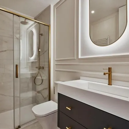 Centro 3 Bdr Apartment Milan